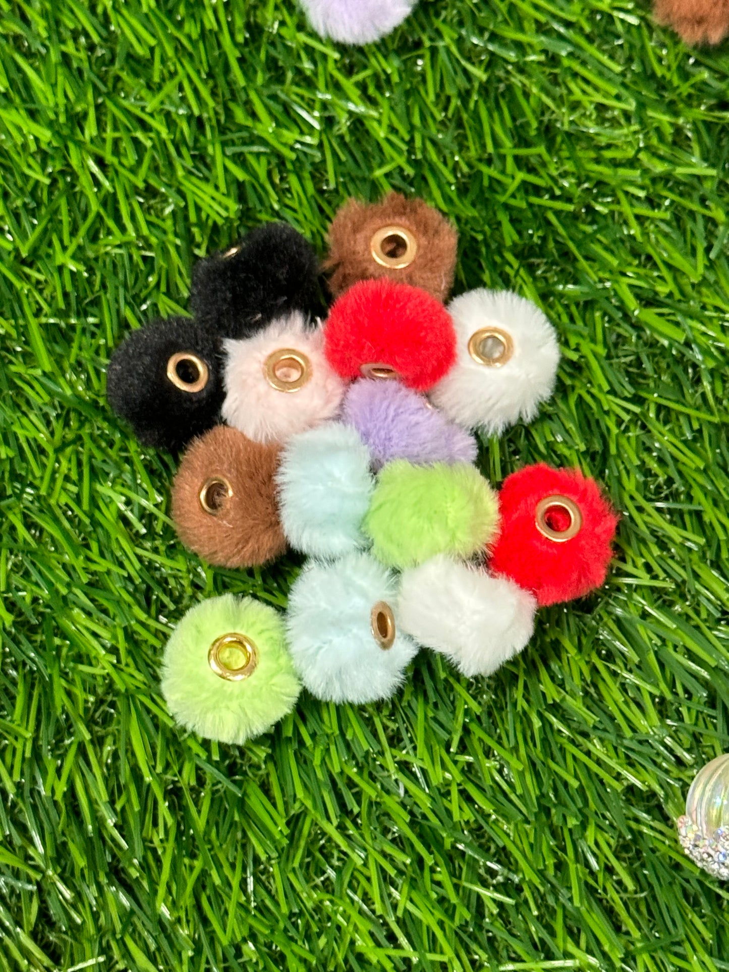 Fluffy Beads (20PC)